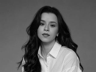 Violette Lucian