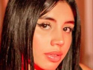 Laura-Khalifa