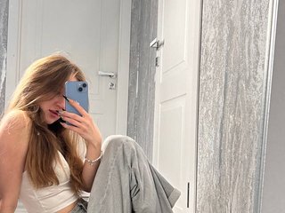 Kiana-White