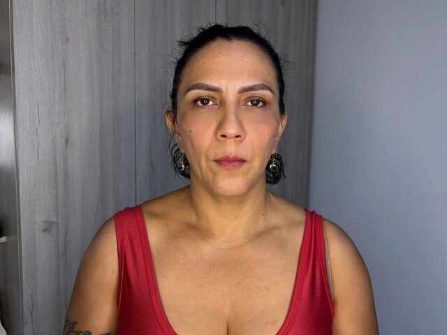 Cris Luna
