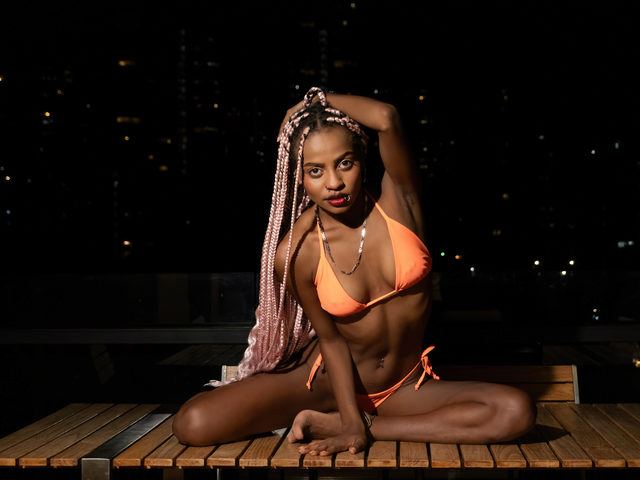 Hylari Banks