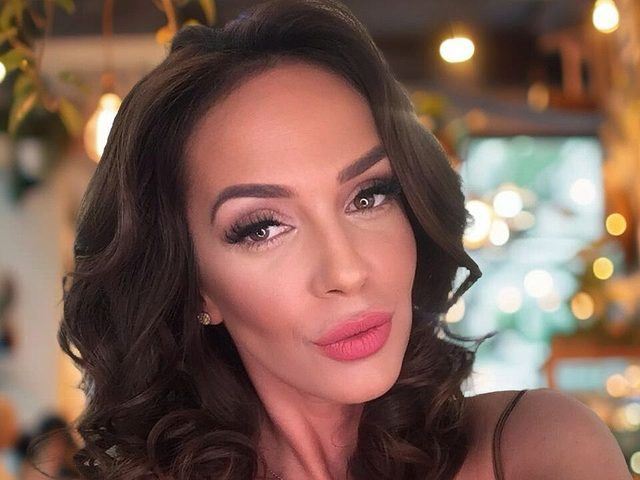 Jennifer Hills