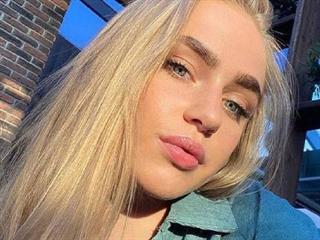 Lexi Baken