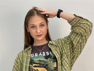 Lois Aftonv Profile Picture