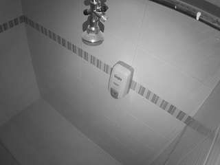 voyeurcam jb shower 16