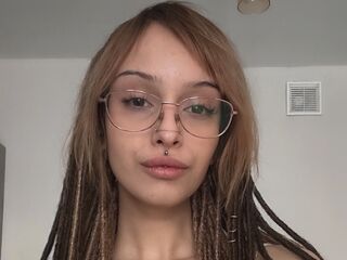 AmeliShe
