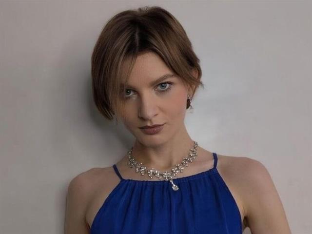 KarinaBiz