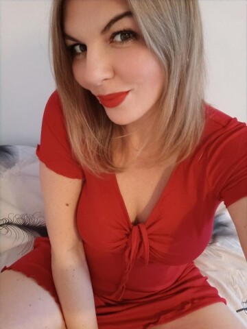 AdriannaHoney