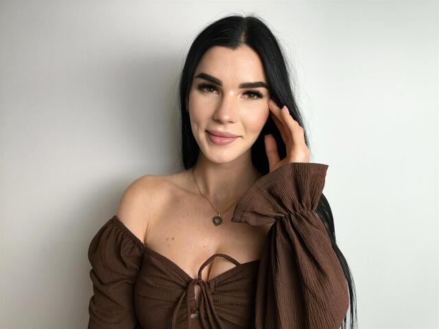 SofiaBrunett