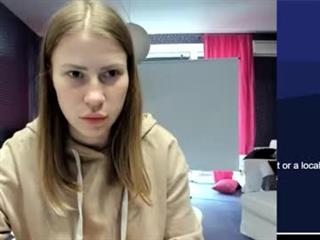 amelia gold9