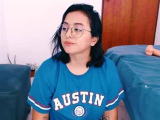 AriaBronw