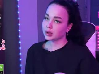 Mia Profile Picture