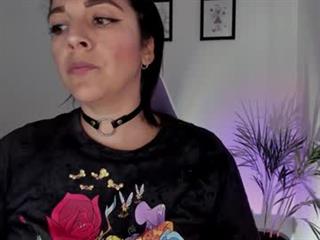 Ellie Profile Picture