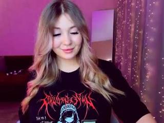 Sarah Profile Picture
